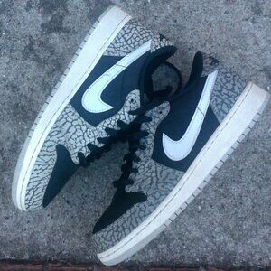 Jordan 1 Og low cement size 7